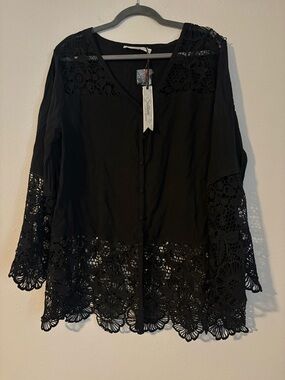 Solitaire Black V-Neck Blouse with Lace Accents